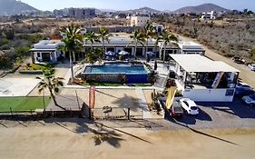 Las Palmas Hotel - Cerritos Beach
